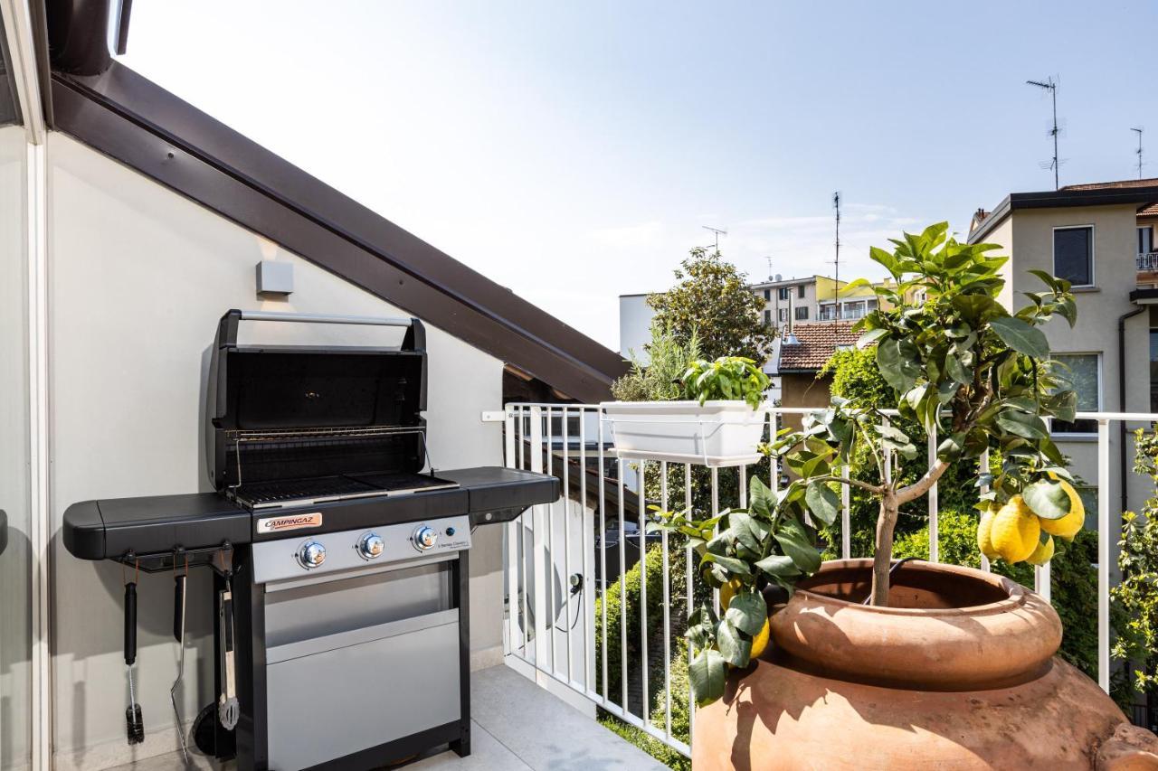 *Villa Olivo*With Private Terrace & Jacuzzi + 3Bedrooms Milano Exterior foto