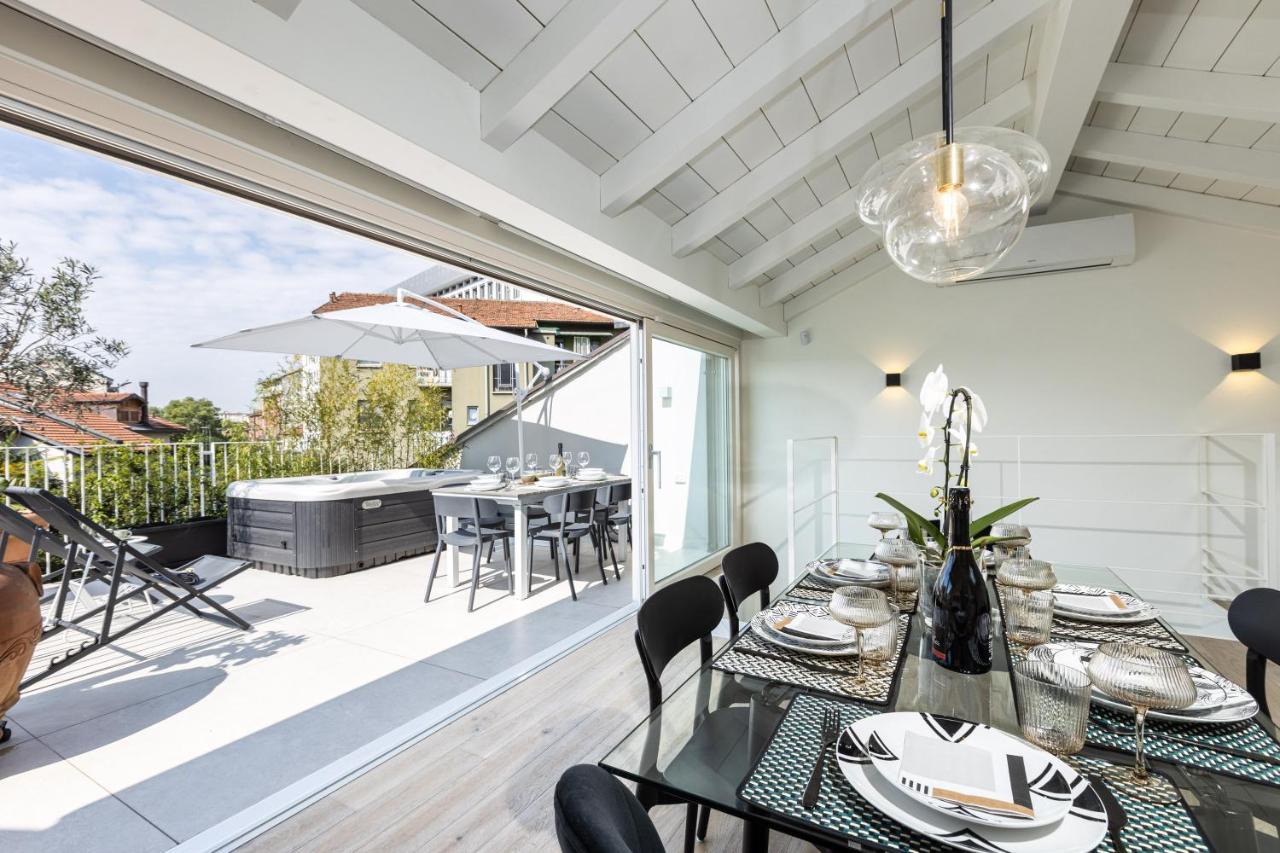 *Villa Olivo*With Private Terrace & Jacuzzi + 3Bedrooms Milano Exterior foto