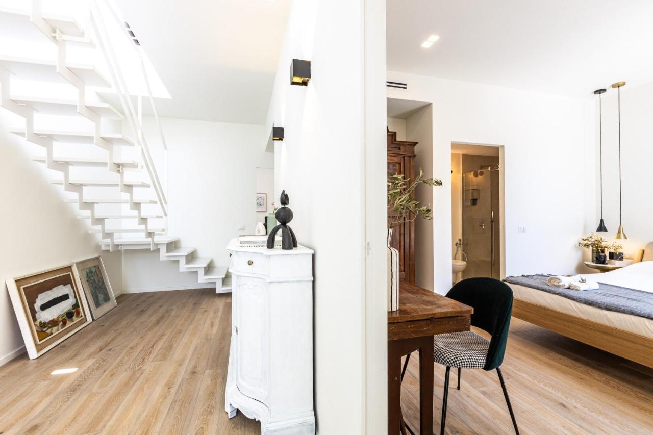 *Villa Olivo*With Private Terrace & Jacuzzi + 3Bedrooms Milano Exterior foto